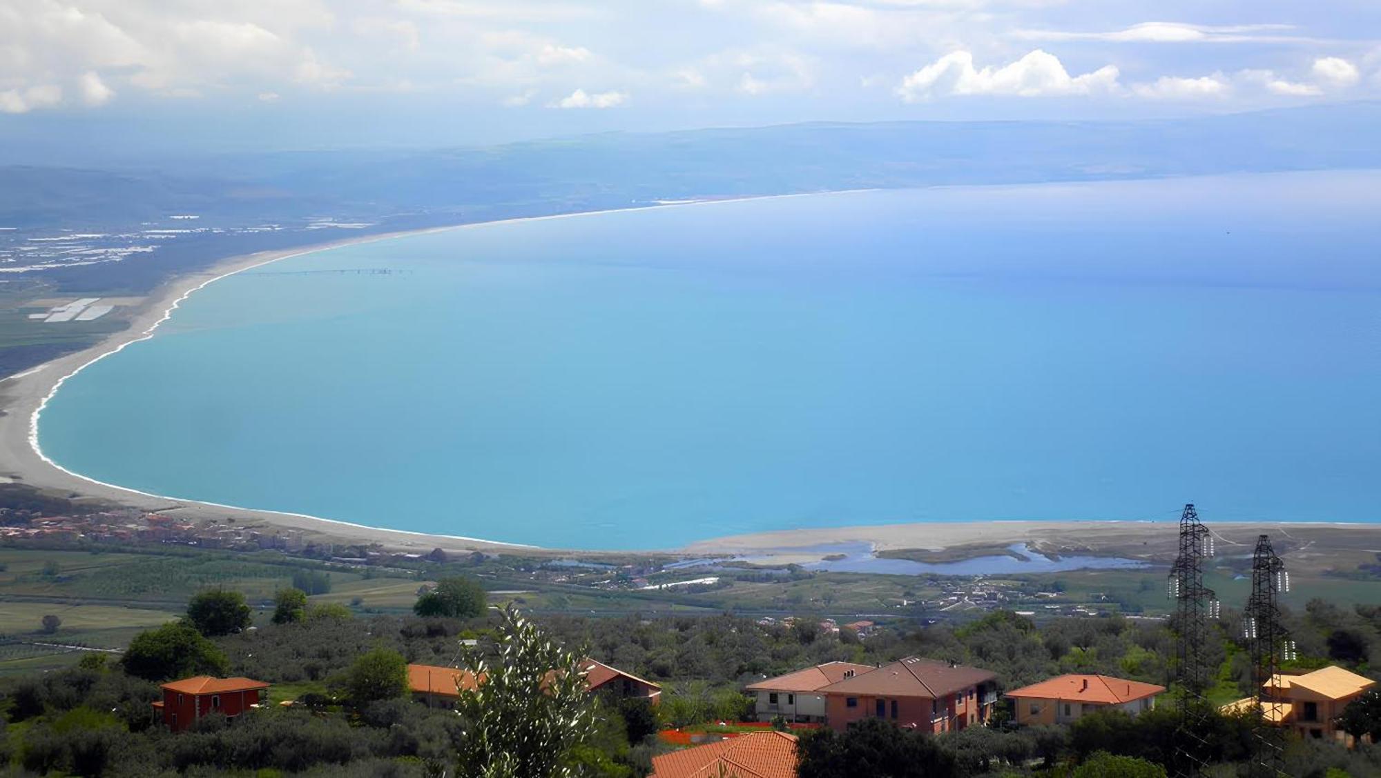 Stylish Apt Terina - Le Lincelle, Lamezia - Bright, Spacious, Elegant And With Terrace SantʼEufemia Lamezia Exteriör bild